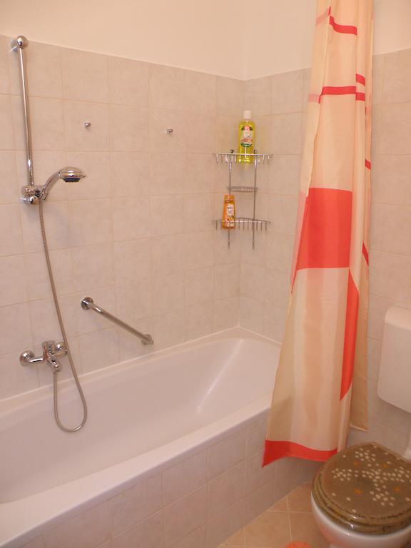 Prestige Apartman Загреб Экстерьер фото