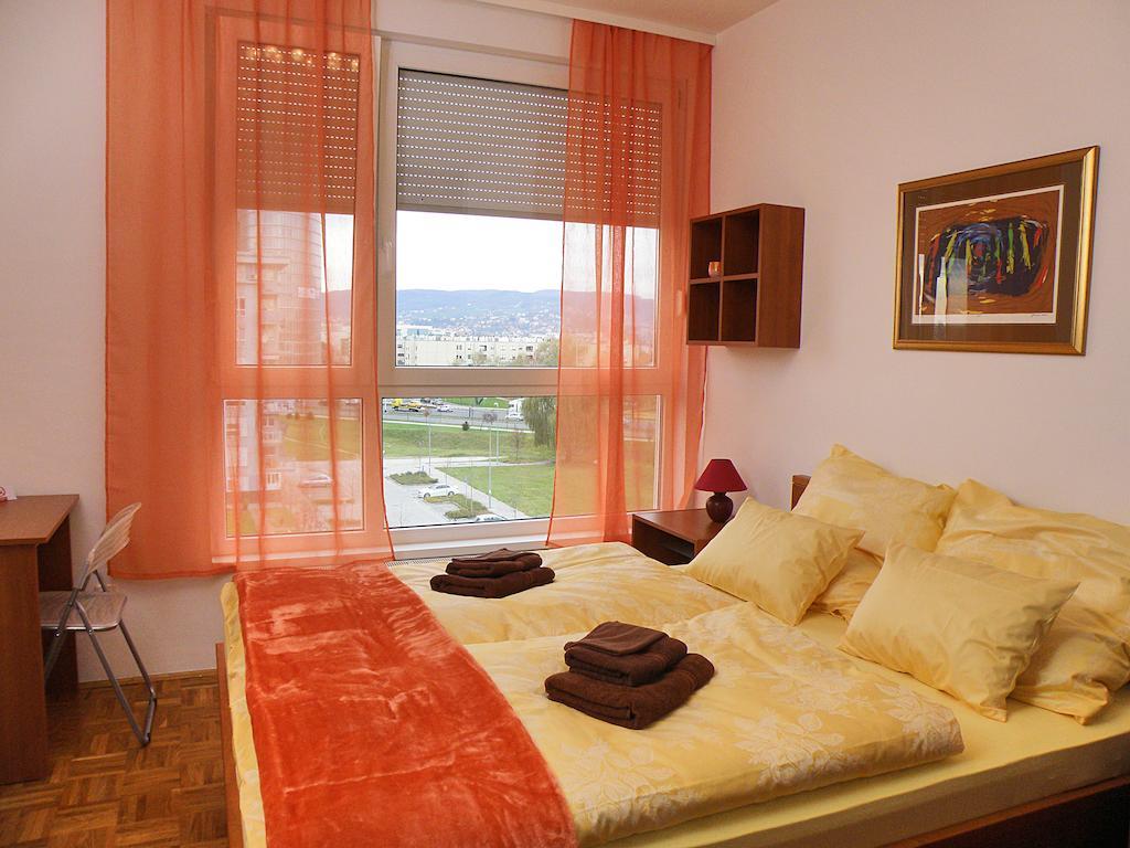 Prestige Apartman Загреб Экстерьер фото